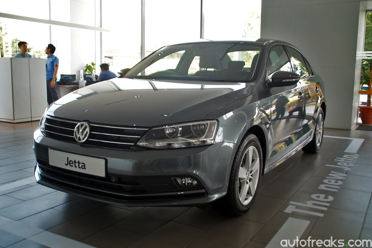 2016_Volkswagen_Jetta_Comfortline (1)