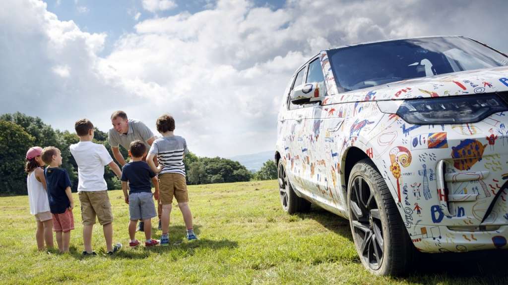 2017 Land Rover Discovery (1)