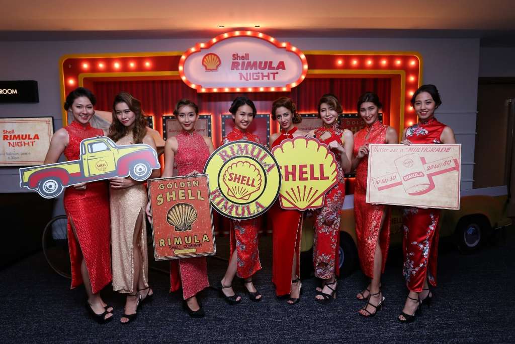 Celebrating 125 years in Malaysia_Shell Rimula Brand Ambassadors with so...