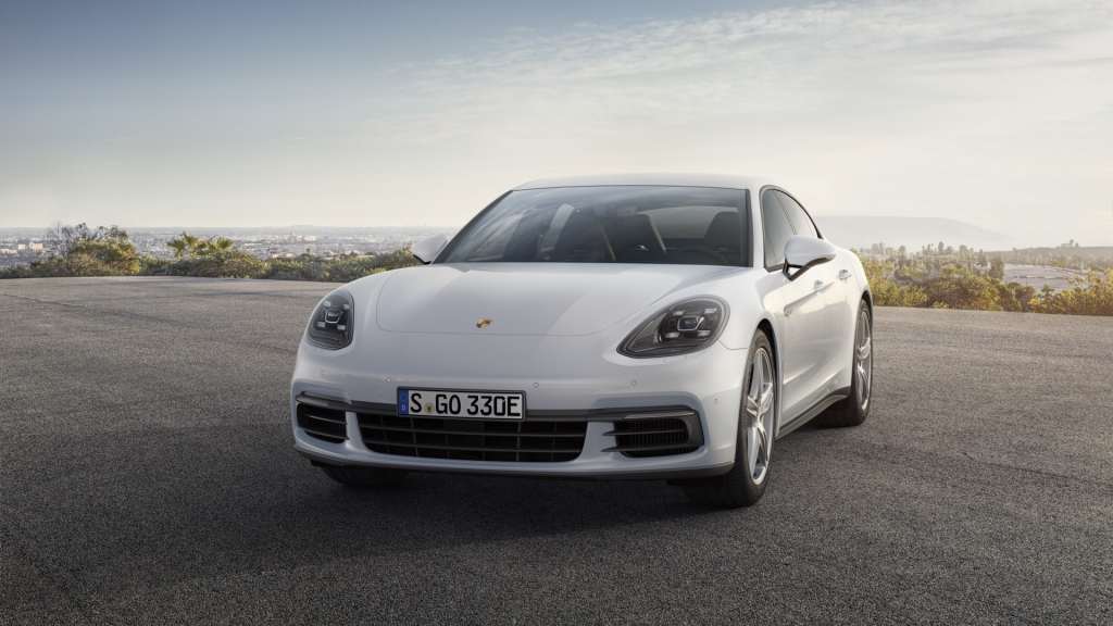 Porsche Panamera 4 E-Hybrid (3)