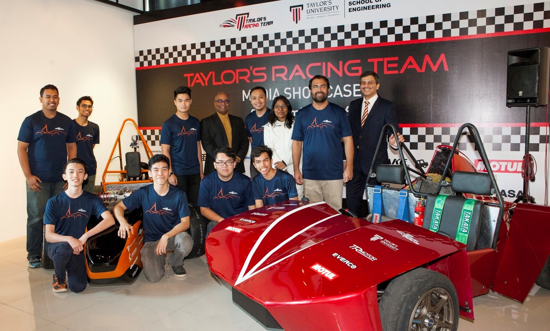 Taylors_Racing_Team (2)