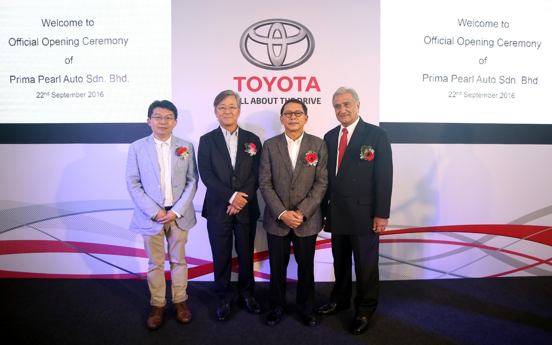Toyota_Showroom_Prima_Pearl_launch (1)