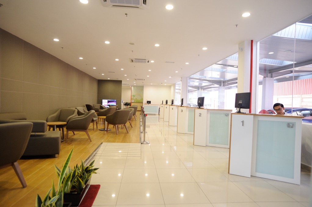 04 Syarikat Tan Eng Ann Honda 3S Centre_Comfortable Customer Lounge