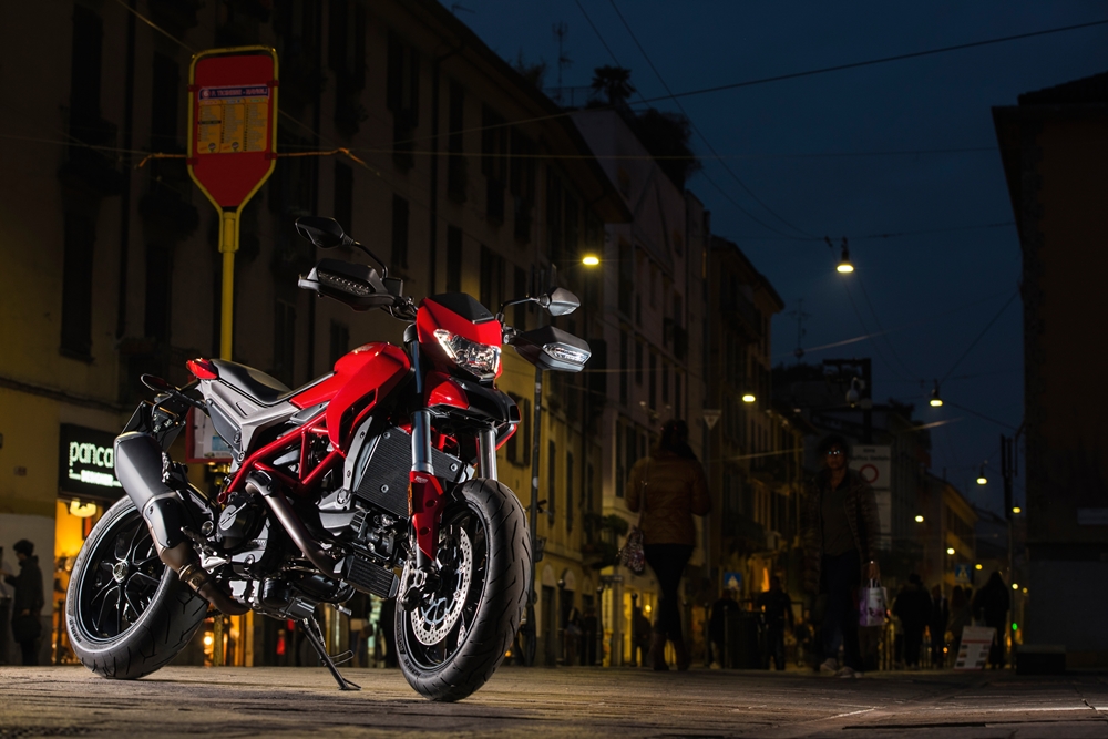 Ducati Hypermotard 939 (5)