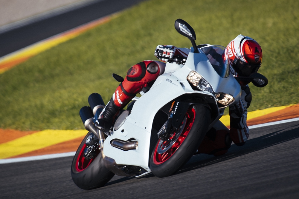 Ducati Superbike 959 Panigale (1)