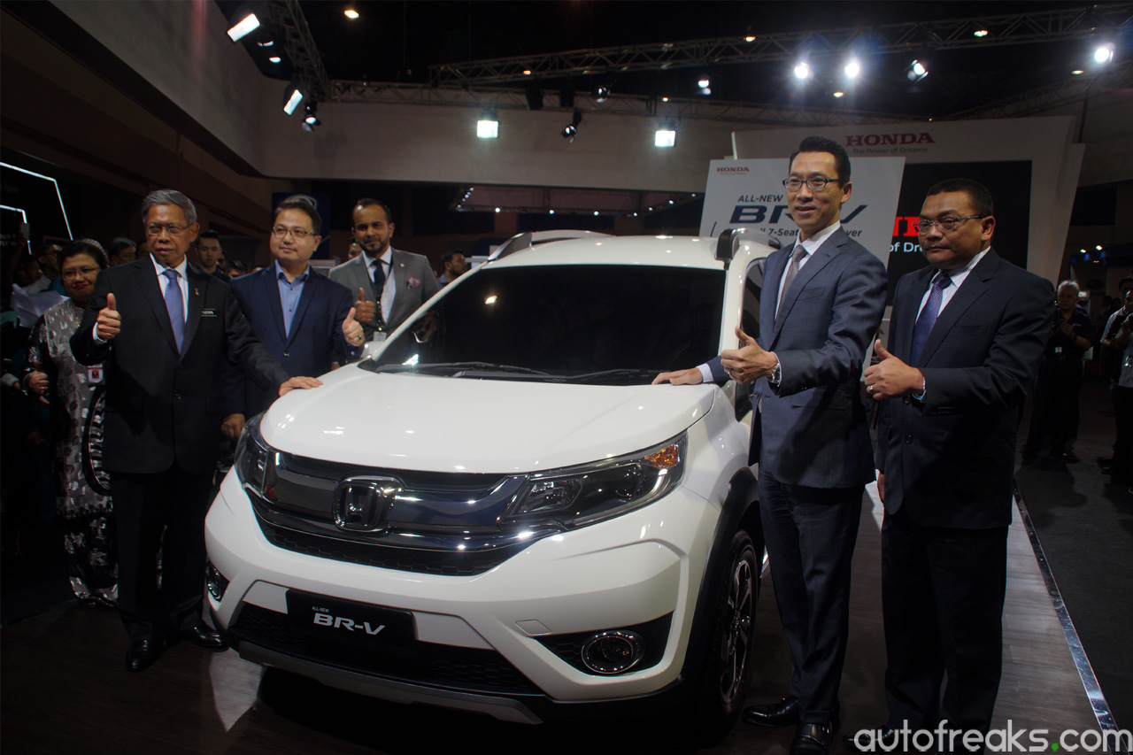 2016_Malaysia_Autoshow_Honda_BR-V (1)