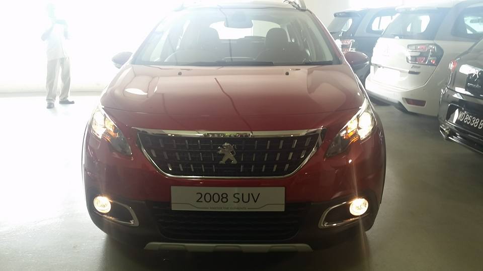 2016_Peugeot_2008_Facelift_10