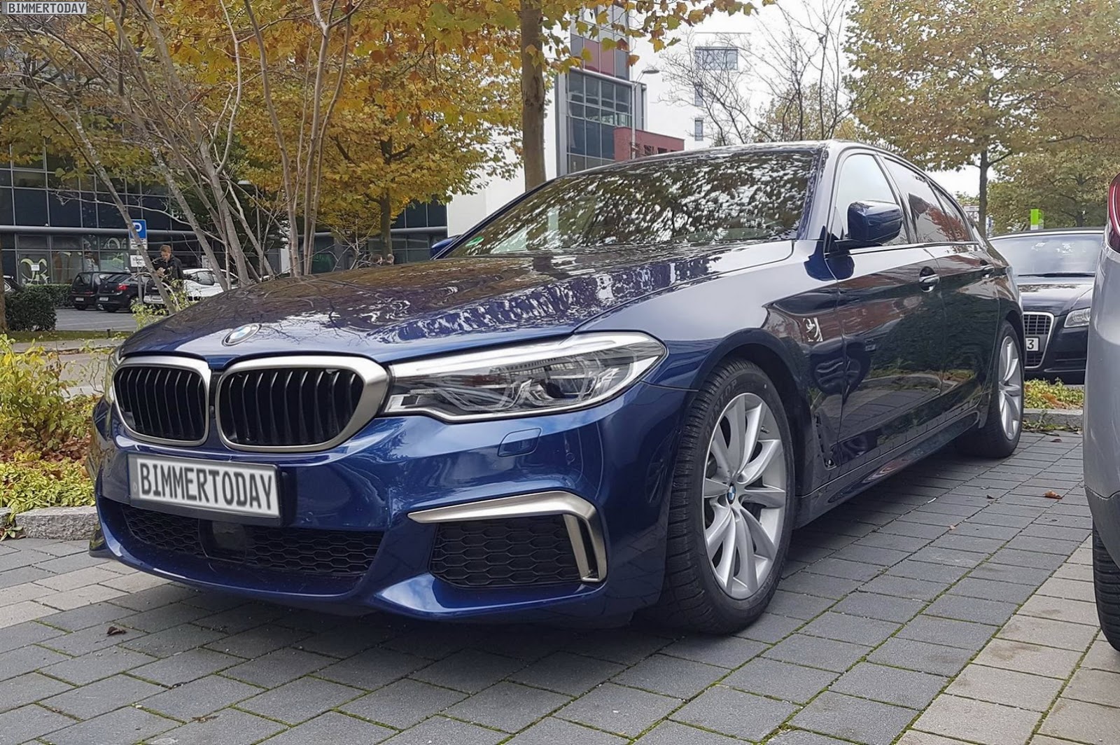 2017_BMW_G30_M550i_xDrive_Spied_11