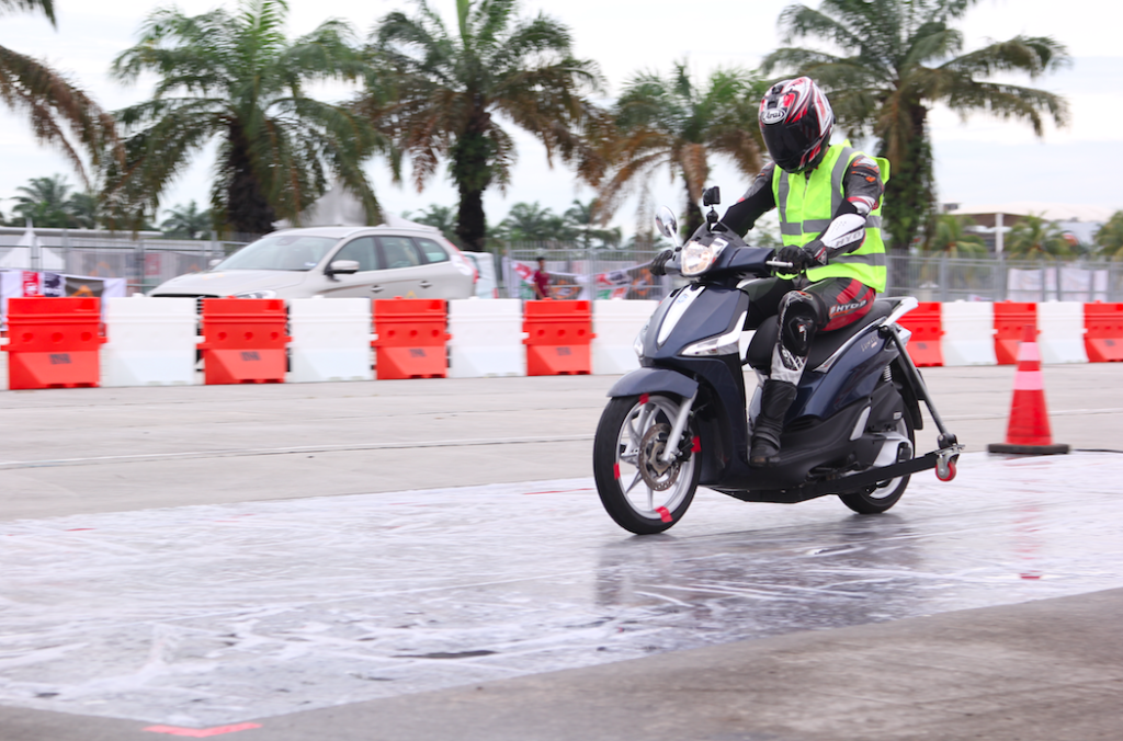 3. Bosch Motorcycle ABS Demonstration