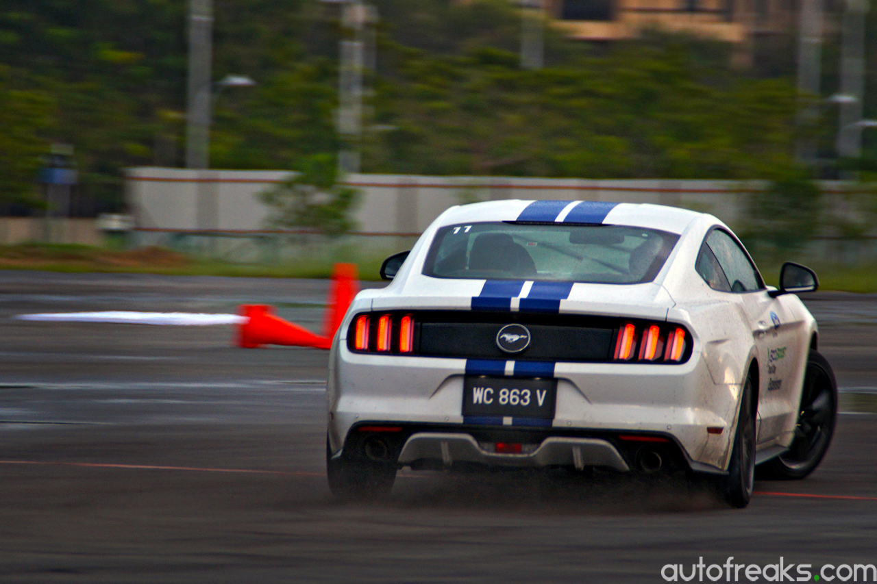 Ford_EcoBoost_Track_Day_Experience (14)