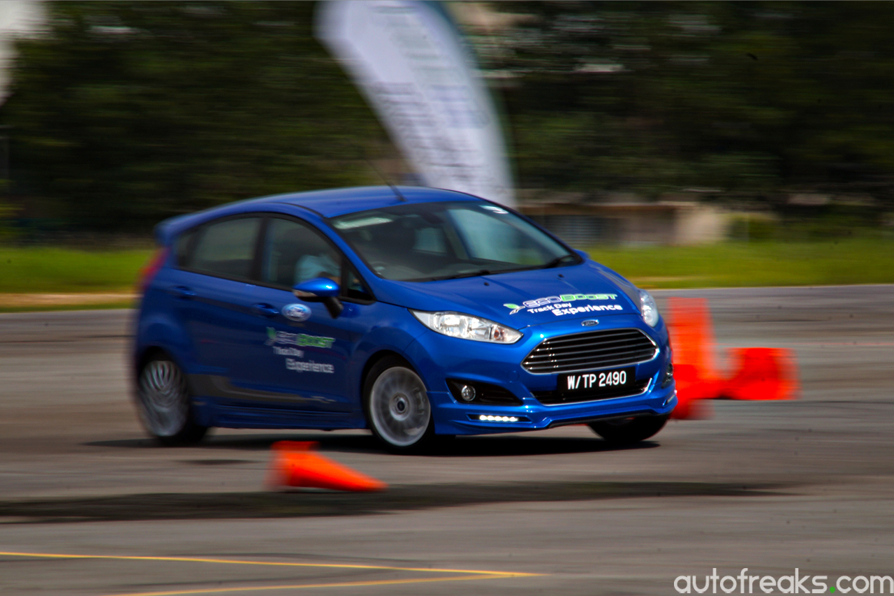 Ford_EcoBoost_Track_Day_Experience (5)
