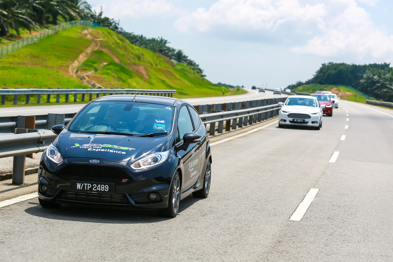 Ford_EcoBoost_Track_day_Exp (17)