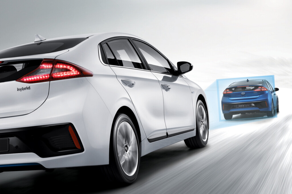 Hyundai_Ioniq_Automatic_Emergency_Braking_AEB