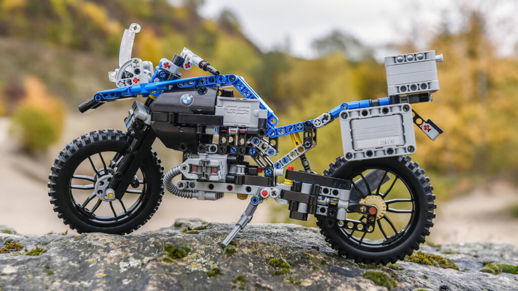 LEGO Technic BMW R 1200 GS Adventure