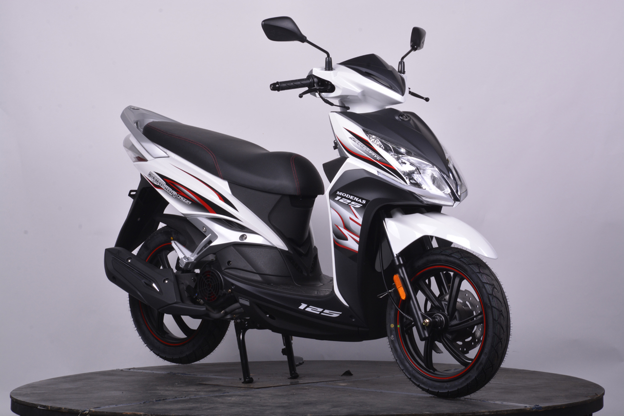 Modenas_Karisma_125_White (7)