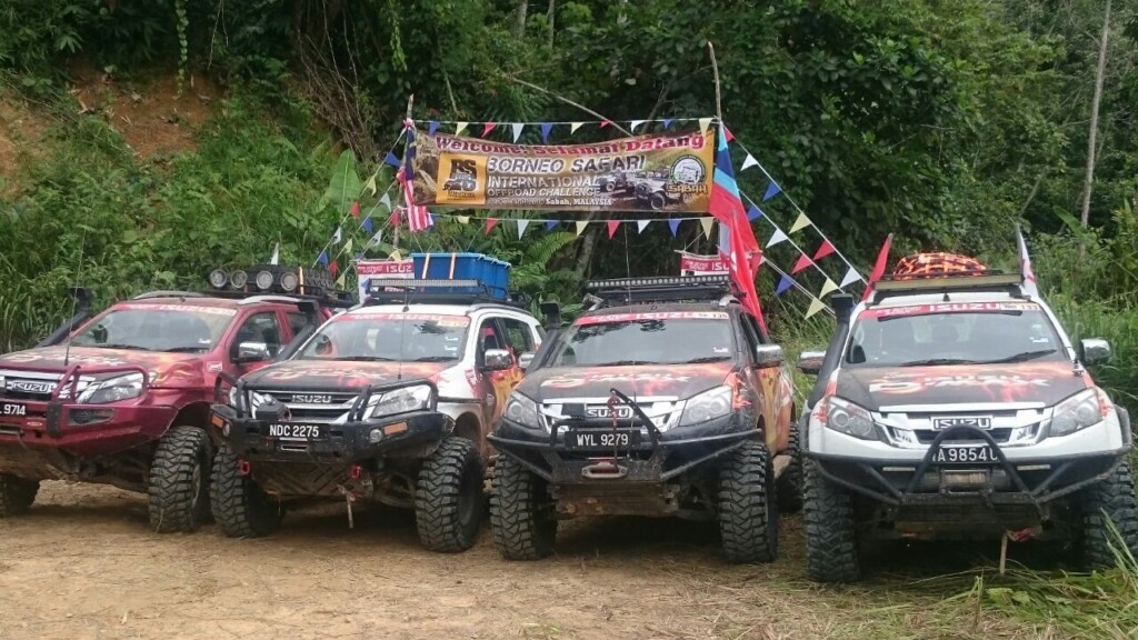The four units of Isuzu Media Team cars comprised the mu-X (second left)...