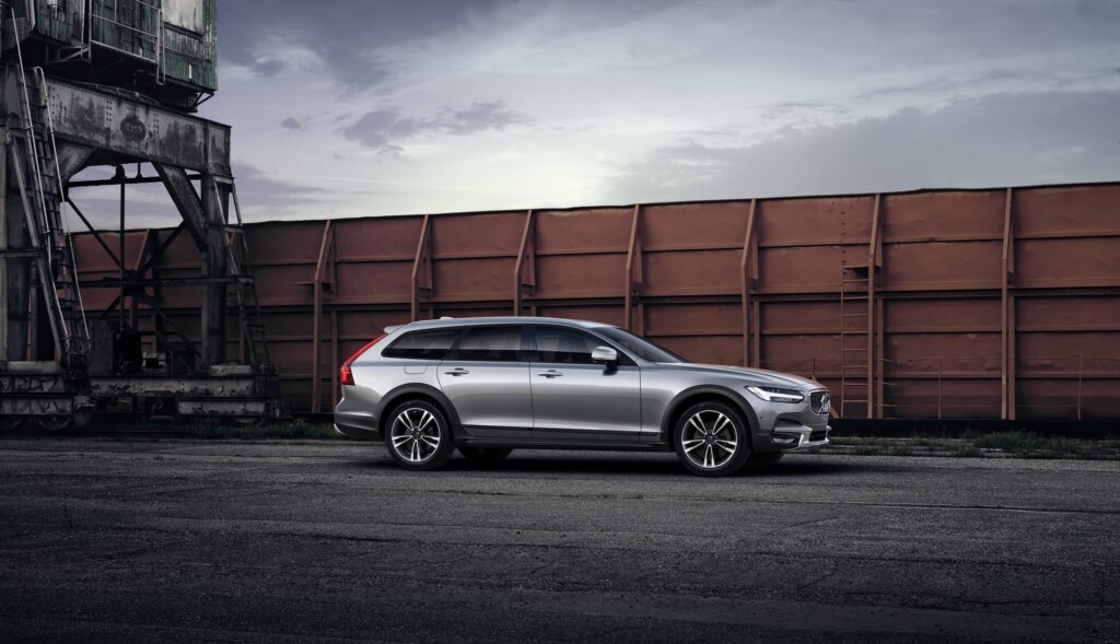 201445_Volvo_V90_Cross_Country_with_Polestar_Performance_Optimisation