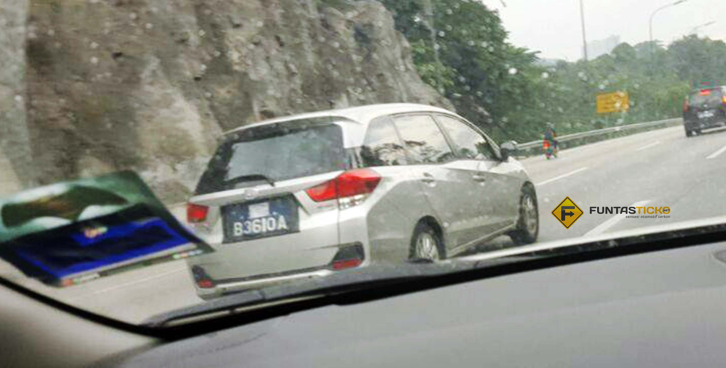 Proton_Exora_GDI_Spied_5