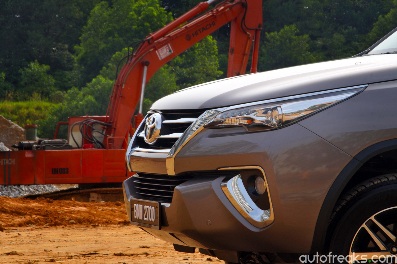 Toyota_Fortuner_Review (14)