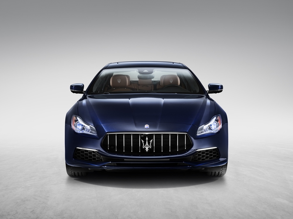 01_Maserati Quattroporte GranLusso