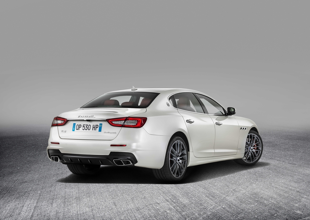 05_Maserati Quattroporte GranSport