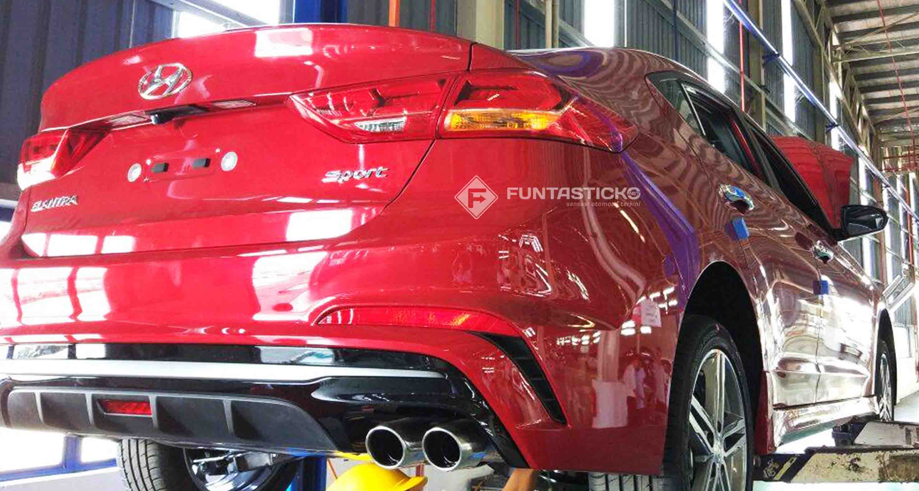 2017_Hyundai_Elantra_Leaked (3)