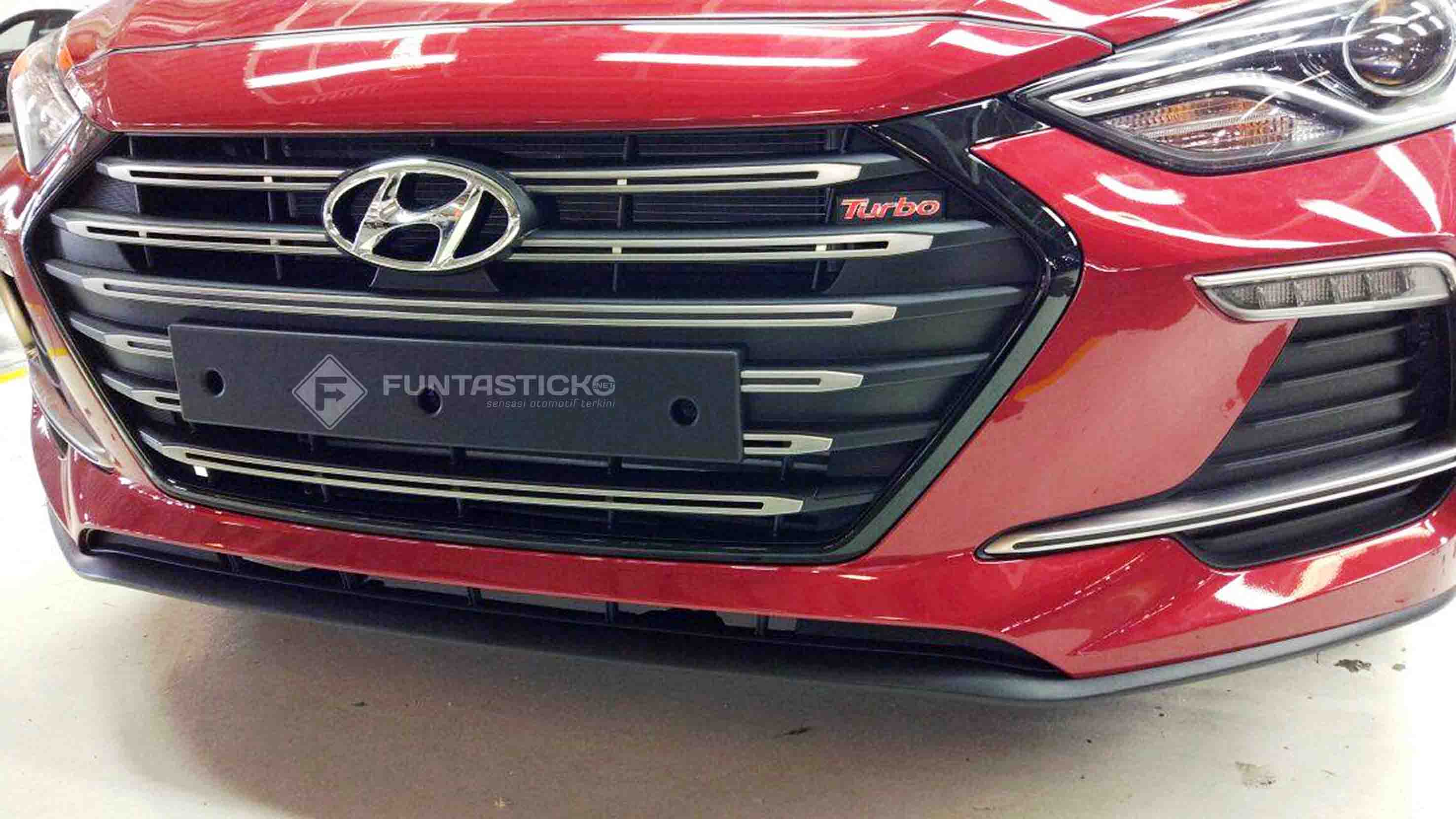 2017_Hyundai_Elantra_Leaked (4)