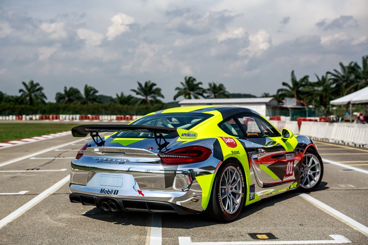 2017_Porsche_Cayman_GT4_Clubsport (19)