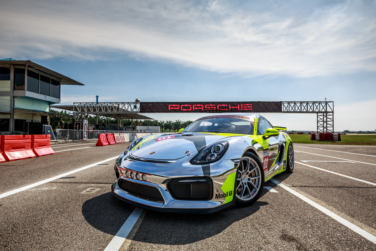 2017_Porsche_Cayman_GT4_Clubsport (23)