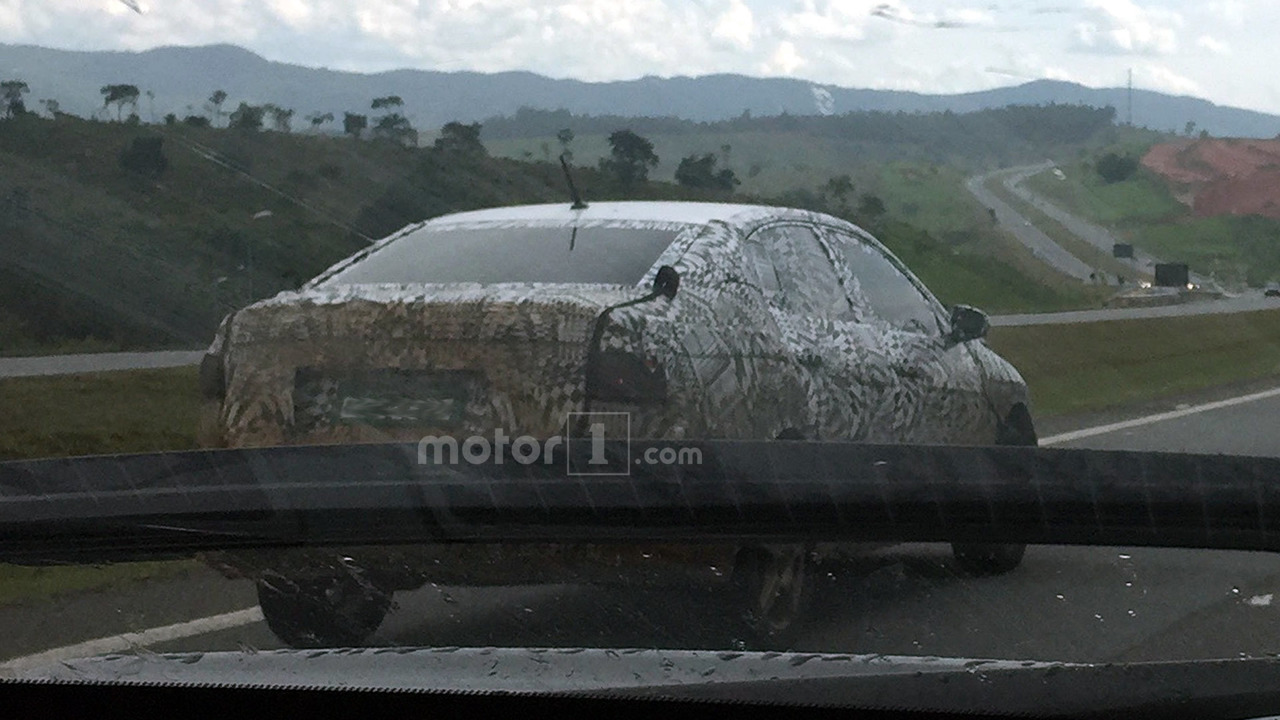 2018_Volkswagen_Vento_Spied_Brazil_2