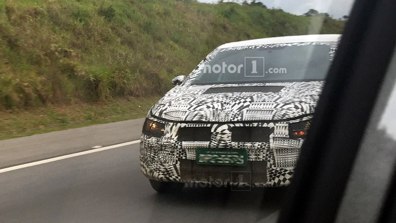 2018_Volkswagen_Vento_Spied_Brazil_4