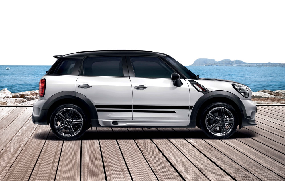 The New MINI Countryman JCW Design Edition (1)