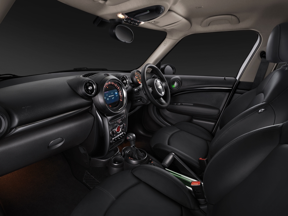 The New MINI Countryman JCW Design Edition (8)