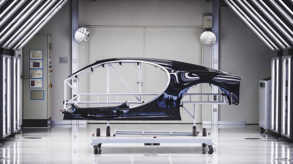 2017 Bugatti Chiron Production at Molsheim Factory (16)