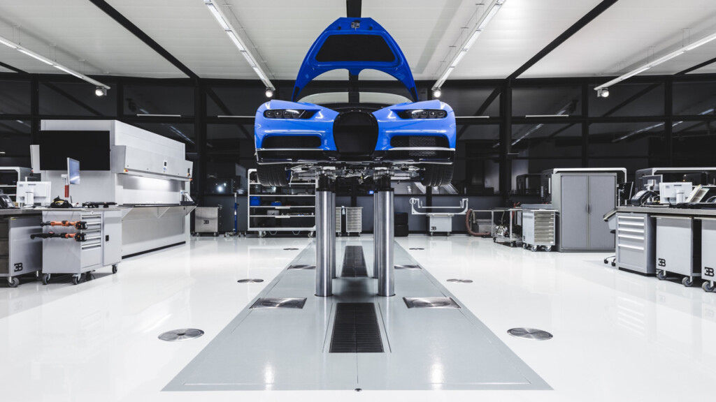 2017 Bugatti Chiron Production at Molsheim Factory (17)