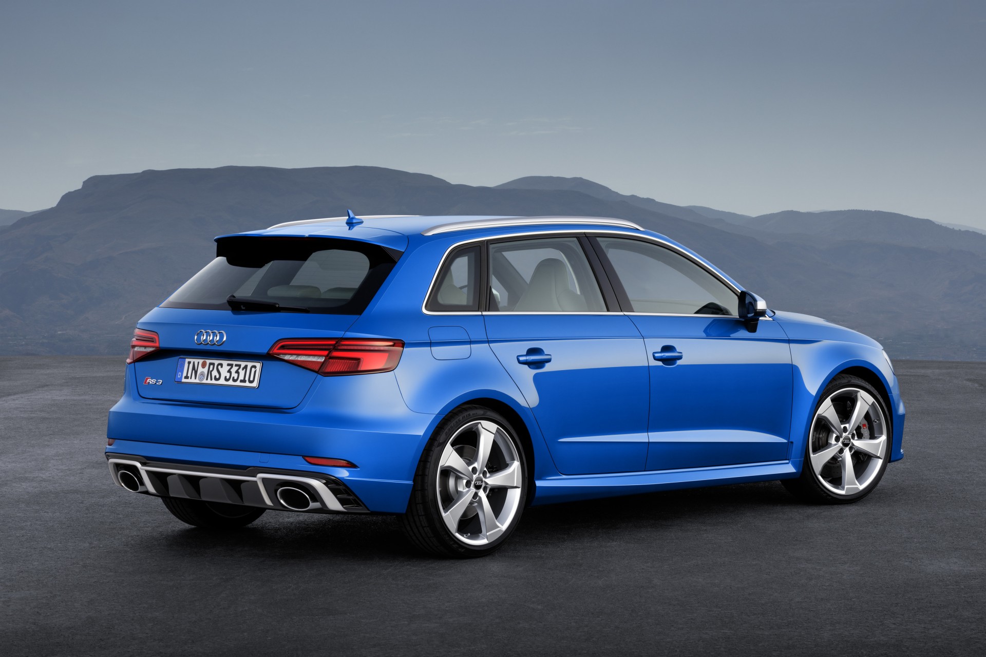 2018_Audi_RS_3_Sportback (7)