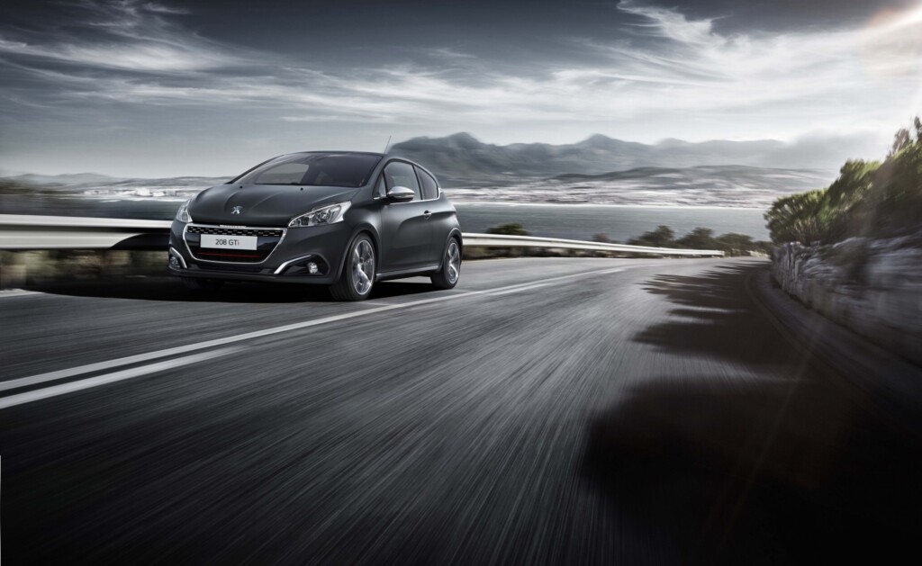 PEUGEOT_208GTi_1502PC007