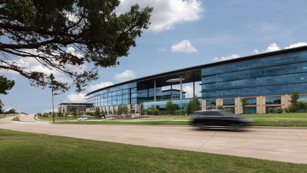 Toyota opens new headquarters in Texas - Autofreaks.com